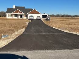 Trusted Lincoln, IL Driveway Paving Services Experts